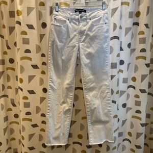 Women's White Straight-Leg Crop Jeans